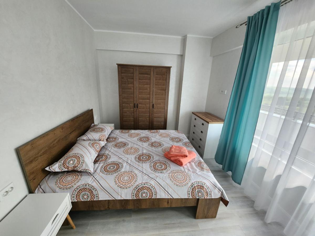 יאשי Sunrise New Copou Apartments מראה חיצוני תמונה