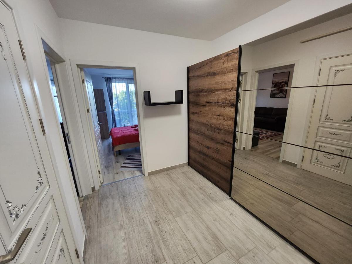 יאשי Sunrise New Copou Apartments מראה חיצוני תמונה