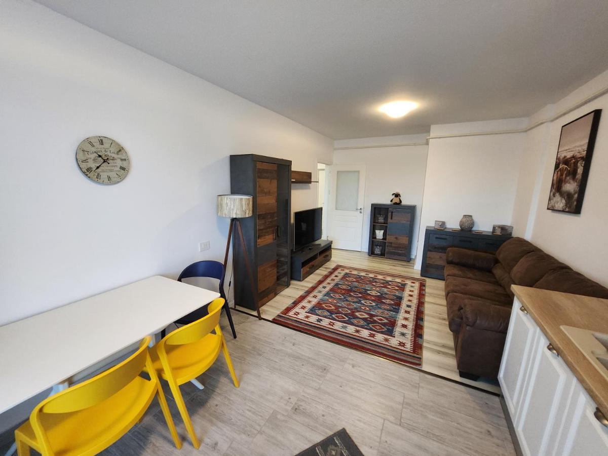 יאשי Sunrise New Copou Apartments מראה חיצוני תמונה