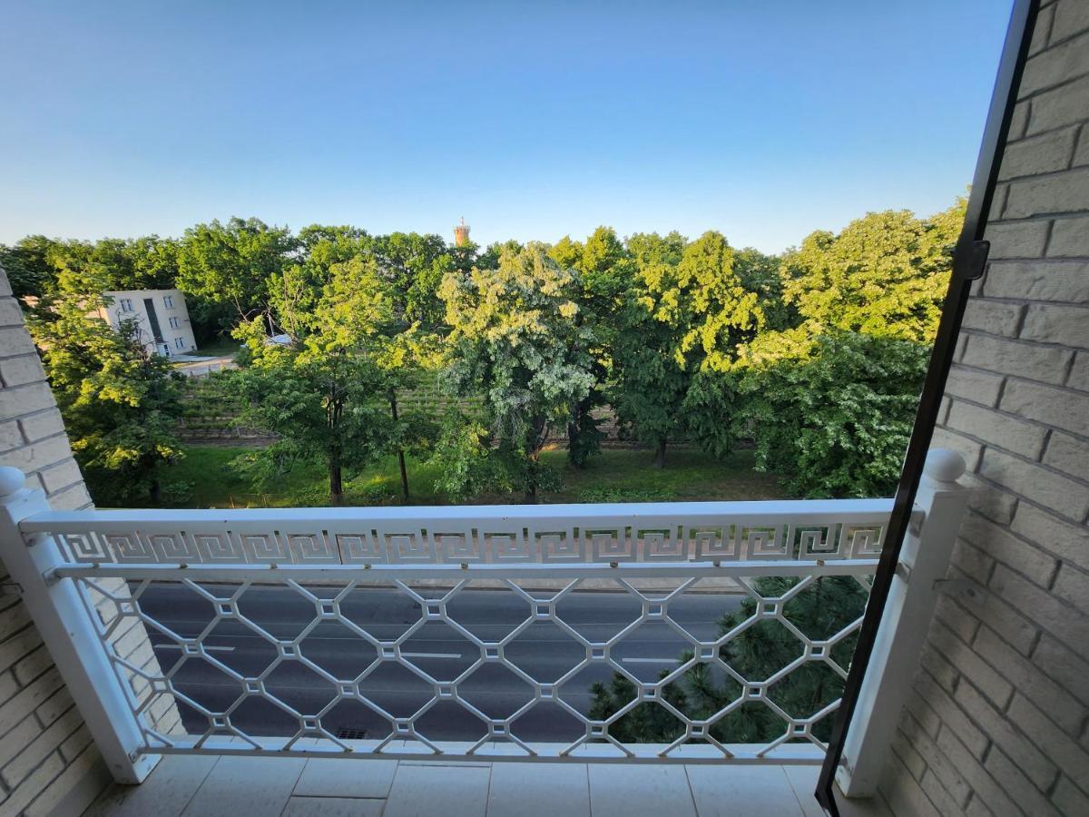 יאשי Sunrise New Copou Apartments מראה חיצוני תמונה